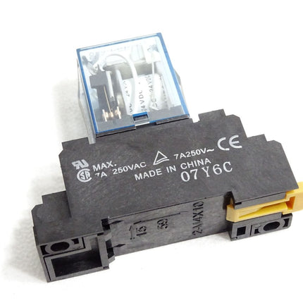 Omron Leistungsrelais MY2NJ + Sockel 07Y6C