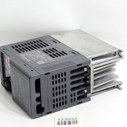 Mitsubishi Electric Umrichter D700-SC FR-D720S-042SC-EC 0.75kW