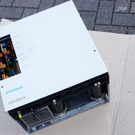 Siemens Simodrive Umrichter 6SC6101-4B-Z A30+A40+G10+R01+N13+V15+B24+S55