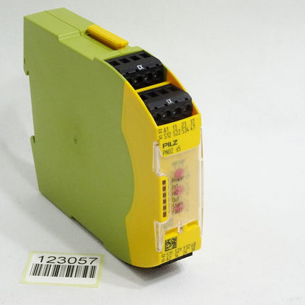 Pilz Sicherheitsschaltgerät 750105 PNOZ s5 24VDC 2 n/o 2 n/o / Neuwertig