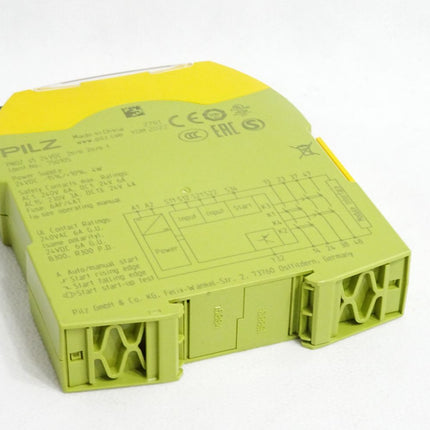 Pilz Sicherheitsschaltgerät 750105 PNOZ s5 24VDC 2 n/o 2 n/o / Neuwertig