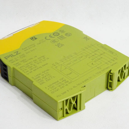 Pilz Sicherheitsschaltgerät 751105 PNOZ s5 C 24VDC 2 n/o 2 n/o t / Neuwertig