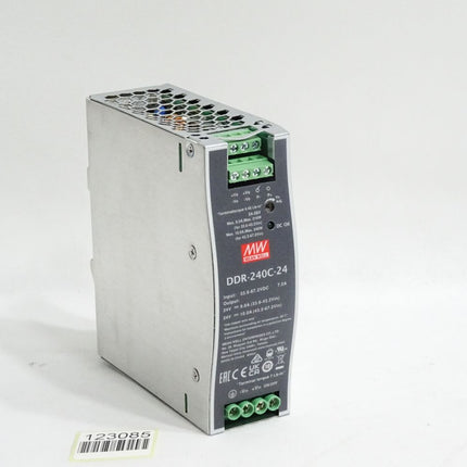 Mean Well DC/DC-Wandler DDR-240C-24  -Gehäuse leicht beschädigt