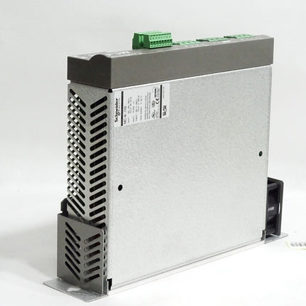 Schneider Electric Elau PacDrive MC-4 MC-4/11/10/400 13130247 E0P603 / Neuwertig