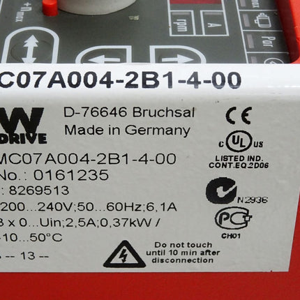 SEW Eurodrive Frequenzumrichter 8269513 MC07A004-2B1-4-00 0.37kW