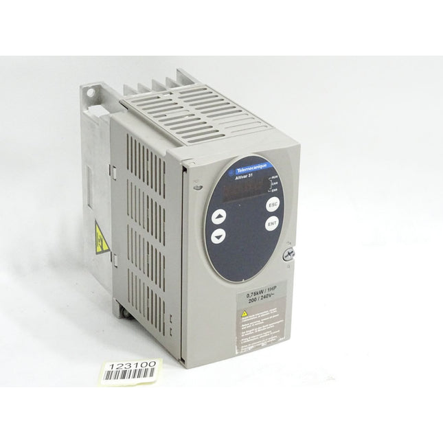 Telemecanique Schneider Electric Frequenzumrichter ATV31 ATV31H075M2 0.75kW