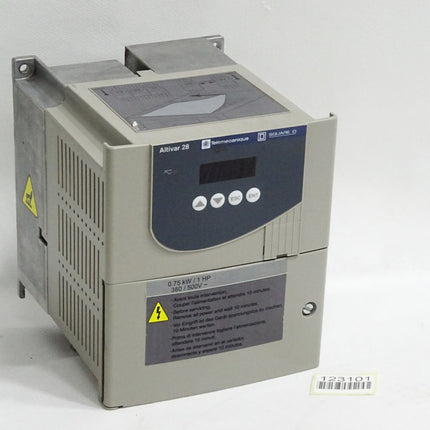 Schneider Electric Frequenzumrichter ATV-28H ATV28HU18N4 0.75kW