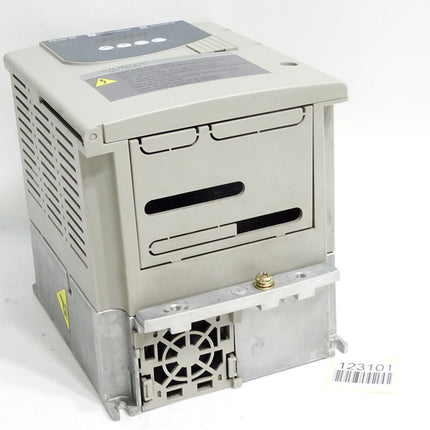 Schneider Electric Frequenzumrichter ATV-28H ATV28HU18N4 0.75kW