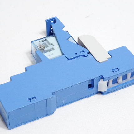 Finder Relais 40.61.7.024.0000 Sockel 95.55 Steckmodul 99.02.9.024.99 Unbenutzt - Maranos.de