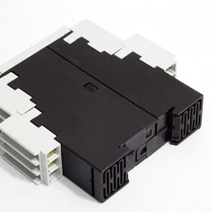 Siemens 3RP1540-1BN30 Zeitrelais - Maranos.de