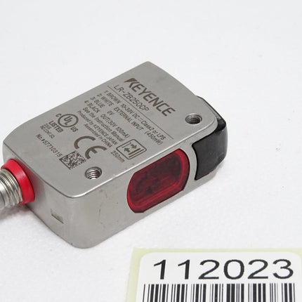 Keyence LR-ZB250CP Abstandsbasierter Lasersensor - Maranos.de