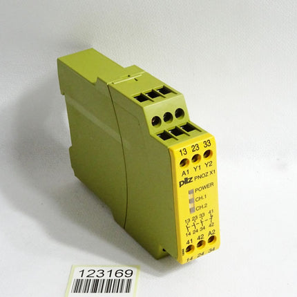 Pilz Sicherheitsschaltgerät 774300 PNOZ X1 24VAC/DC 3n/o 1n/c / Neu OVP