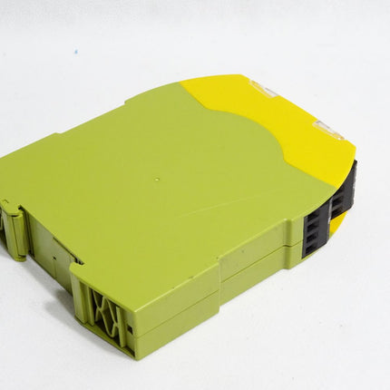 Pilz 750104 PNOZ s4 24VDC 3 n/o 1 n/c Sicherheitsschaltgerät - Maranos.de