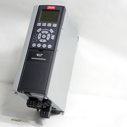 Danfoss Frequenzumrichter 131B0033 FC-302PK37T5E20H1 0.37kW / Neuwertig