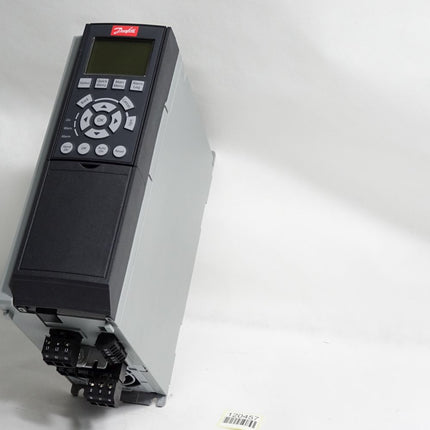 Danfoss Frequenzumrichter 131B0038 FC-302P2K2T5E20H1 2.2kW / Neuwertig