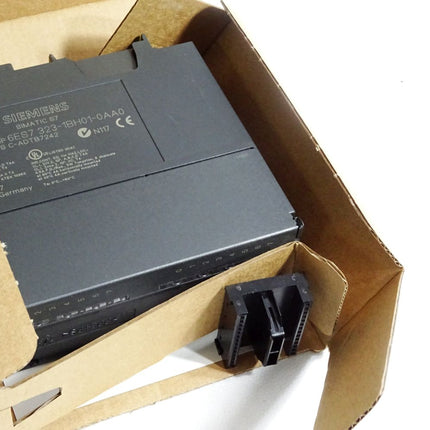 Siemens S7-300 SM323 6ES7323-1BH01-0AA0 6ES7 323-1BH01-0AA0 / Neu OVP