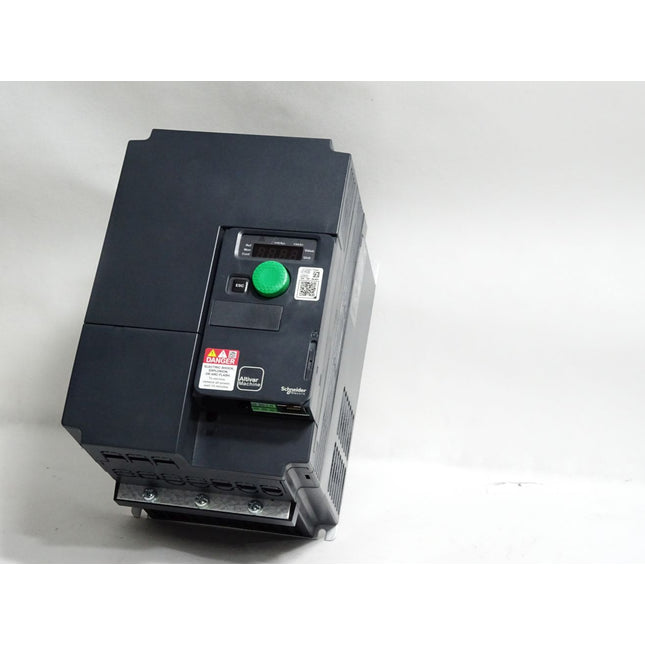 Schneider Electric Frequenzumrichter Altivar 320 ATV320U75N4C 7.5kW / Unbenutzt