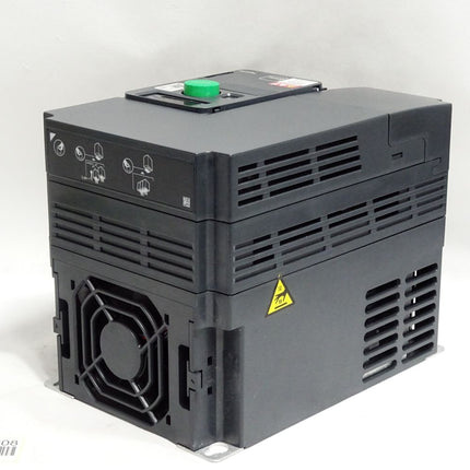 Schneider Electric Frequenzumrichter Altivar 320 ATV320U75N4C 7.5kW / Unbenutzt