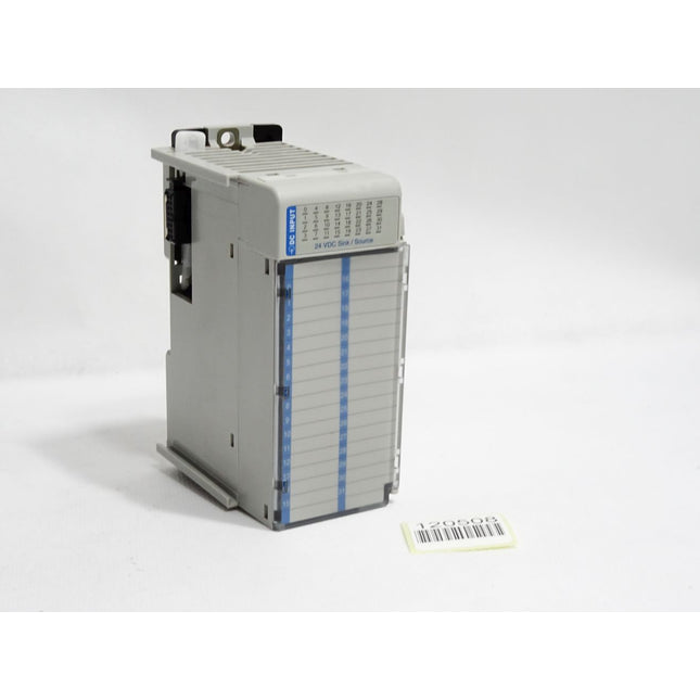 Allen Bradley CompactLogix 32 Pt 24VDC D/I Module 1769-IQ32