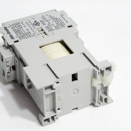 Allen Bradley 100-C09D*10 A Leistungsschütz - Maranos.de