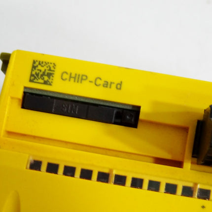 Pilz 773100 PNOZ m1p base unit - Gehäuse leicht beschädigt - Maranos.de