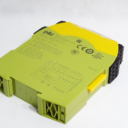 Pilz 751104 PNOZ s4 C 24VDC 3 n/o 1 n/c Sicherheitsschaltgerät / Neuwertig - Maranos.de