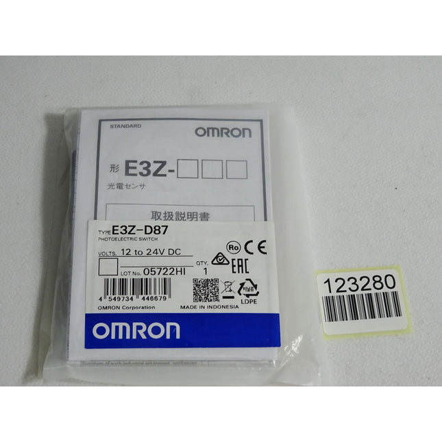 Omron Optischer Sensor E3Z-D87 / Neu OVP