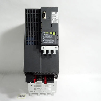 Siemens Sinamics 6SL3210-1KE23-8AF1 185kW / Neuwertig - eine Halterung gebrochen