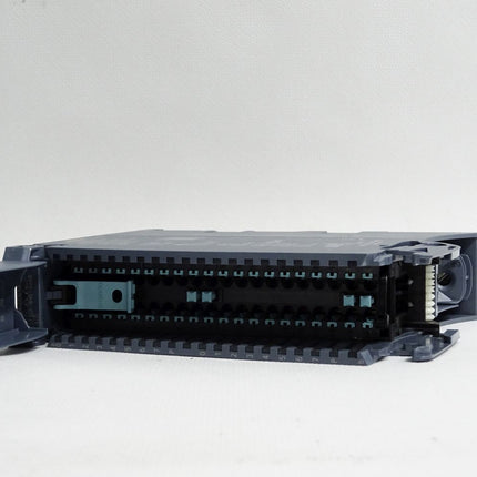 Siemens S7-1500 DQ 6ES7522-1BH01-0AB0 6ES7 522-1BH01-0AB0 / Neuwertig