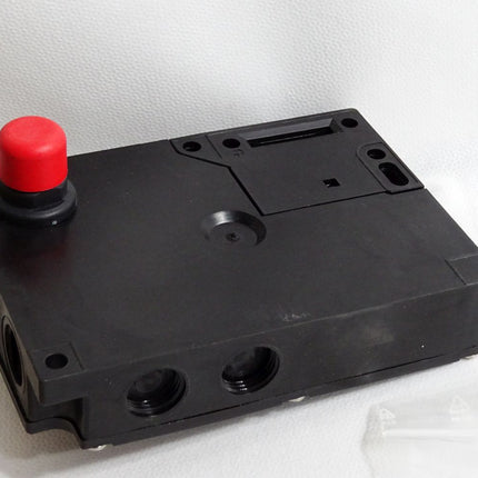 Schmersal 101187866 AZM 161SK-12/12RKED/TU -024 Sichereitszuhaltung / Neu OVP - Maranos.de