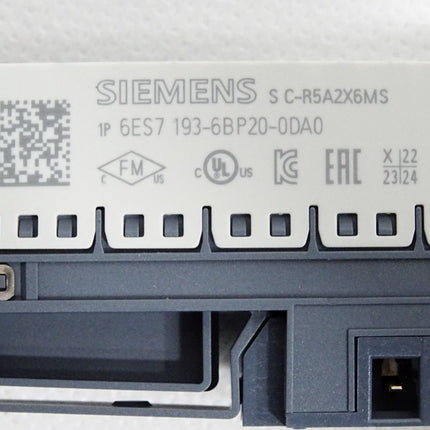Siemens ET 200SP Base-Unit 6ES7193-6BP20-0DA0 6ES7 193-6BP20-0DA0 / Neuwertig