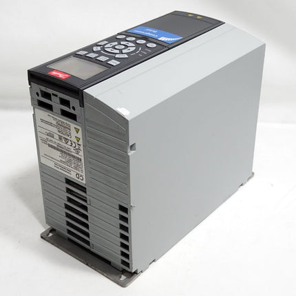 Danfoss Compressor Drive 131B3561 7.5kW CD-302P7K5T4E20H1 - Maranos.de