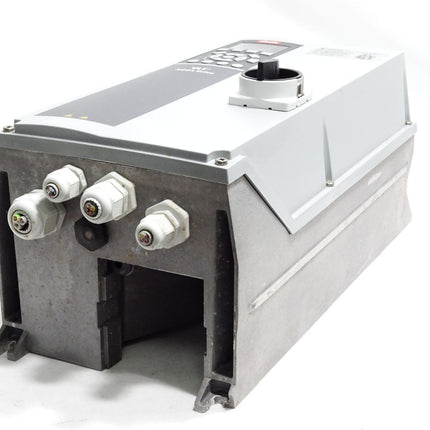 Danfoss VLT Aqua Drive 132H1784 0.37kW FC-202PK37T4Z55H3XGC1O Frequenzumrichter - Maranos.de