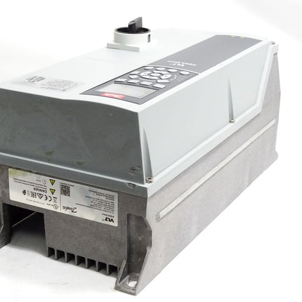 Danfoss VLT Aqua Drive 132H1784 0.37kW FC-202PK37T4Z55H3XGC1O Frequenzumrichter - Maranos.de