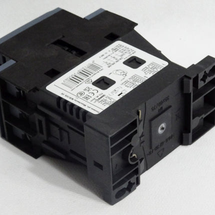 Siemens Leistungsschütz 3RT2027-1BB40 / Neuwertig