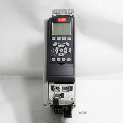 Danfoss VLT Automation Drive 131B0037 1.5kW FC-302P1K5T5E20H1 Frequenzumrichter - Maranos.de