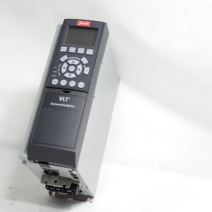 Danfoss VLT Frequenzumrichter 131B0460 FC-302PK55T5E20H1 0.55kW / Neu OVP - Maranos.de