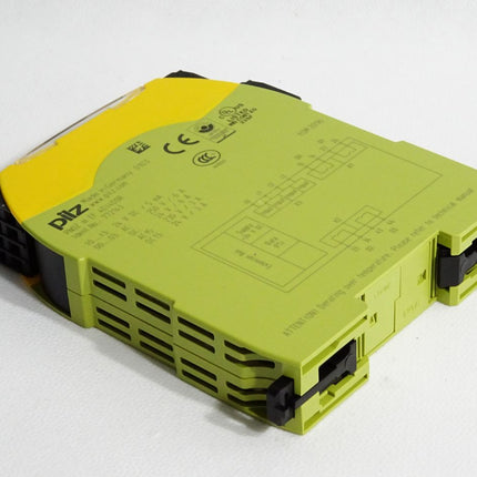 Pilz Erweiterungsmodul PNOZ m EF 4DI4DOR 772143 / Neuwertig