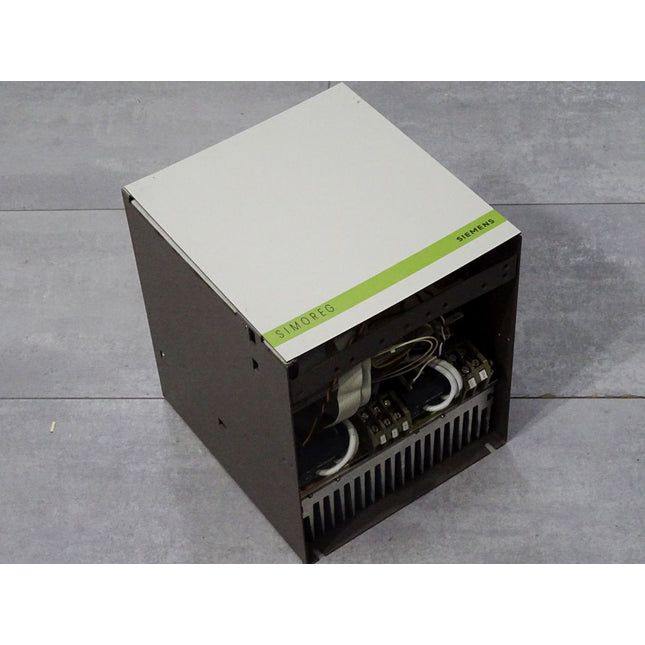 Siemens Simoreg 6RA2632-6DV57-0 -ZY26 6RA8261-3B -2CA00 C98130-A1002-C76-03-25