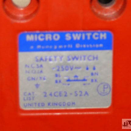 Honeywell - Neu: Honeywell Micro Switch  24CE2-S2A  250V - Maranos-Shop