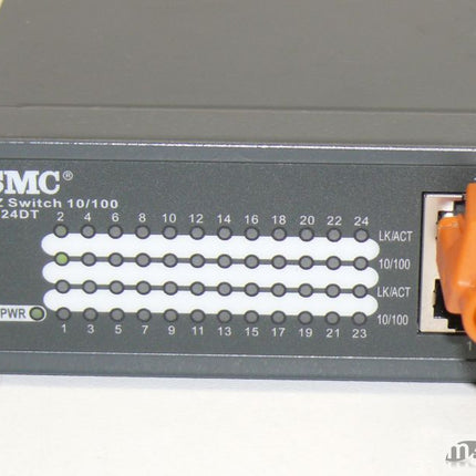 SMC EZNET-24SW 721.7439 24 -Port Switch