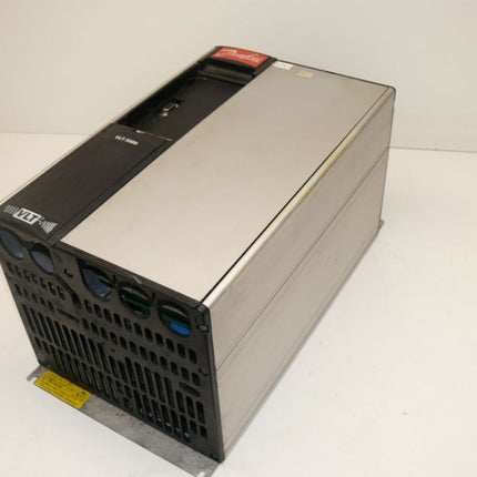 Danfoss VLT5011PT5C20SBR1DLF00A00CC - 175Z0162 / 12kW Frequenzumrichter - Maranos.de