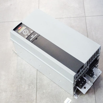 Danfoss Frequenzumrichter VLT HVAC Basic Drive FC-101P45KT4E20H3 / 131L9892 45kW / Neuwertig