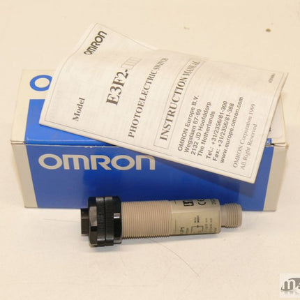 NEU/OVP Omron E3F2-DS30B41-P1 110to 30VDC Photoelectric Switch