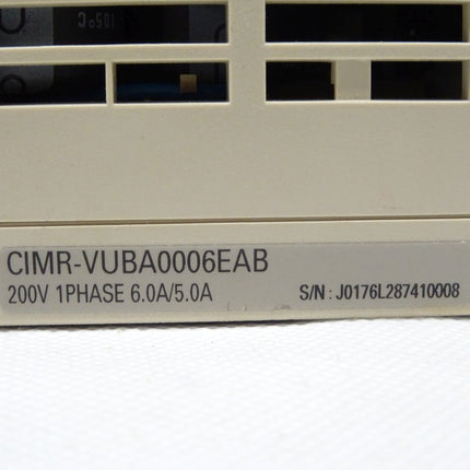 Yaskawa V1000 CIMR-VUBA0006EAB Frequenzumrichter 200V / 1 Phase / 6A / 5A