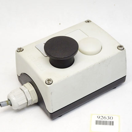Siemens Pilzdrucktaster schwarz Drucktaster weiß mit Gehäuse + 3SB3420-1A + 3SB3420-0B