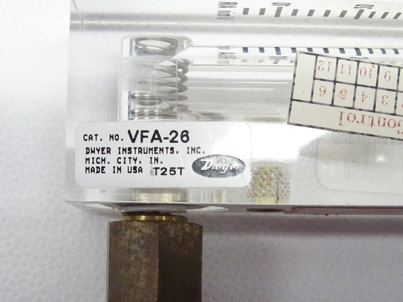 Dwyer VFA-26 Durchflussmesser T25T