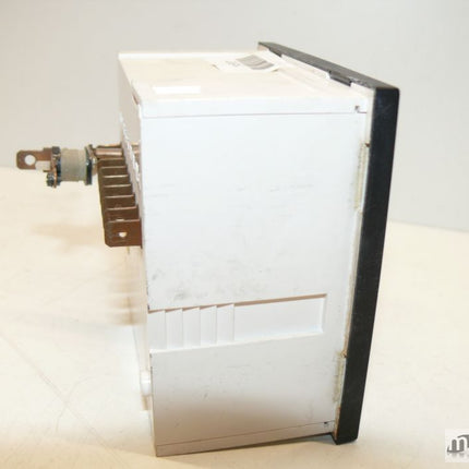 JUMO QAv-96 220V 0-100C Mess-Regler Drehspul-Anzeigeinstrument