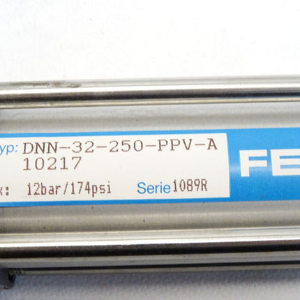 Festo Doppeltwirkende Zylinder 10217 DNN-32-250-PPV-A / Unbenutzt - Maranos.de