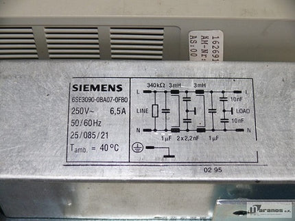 Siemens MicroMaster 6SE3013-4BA07-3KK0 / 4693057 / G85139-D2792-A075 ///